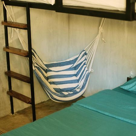 Beach People Hostel Bantayan Island Ocoy Exterior foto