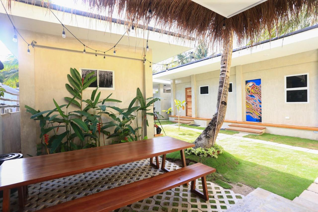 Beach People Hostel Bantayan Island Ocoy Exterior foto