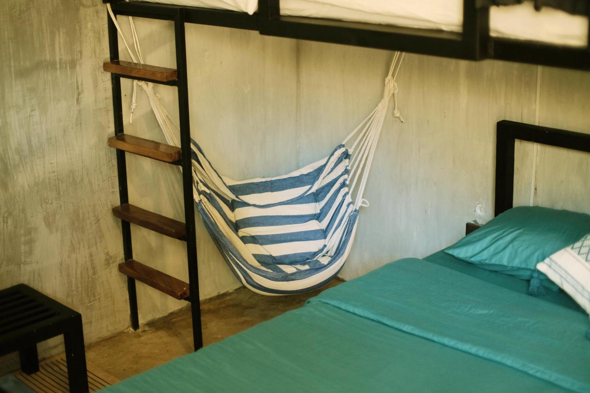 Beach People Hostel Bantayan Island Ocoy Exterior foto